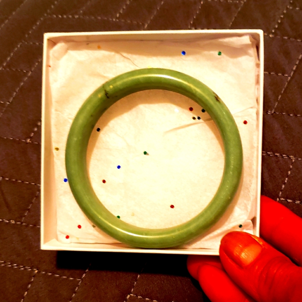 Big Bold N Beautiful Natural Green Jade Bangle Bracelet